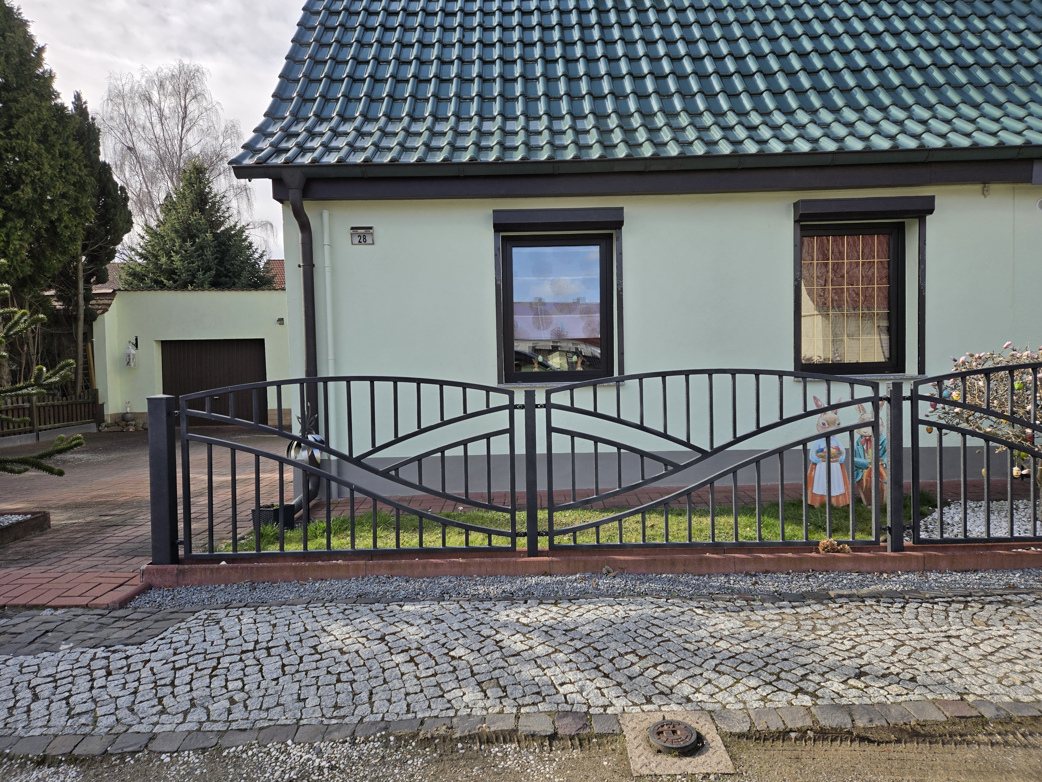 Moderne Zaunanlage 10 – Aluminium & Stahl, Modern – Maßanfertigung nach Maß