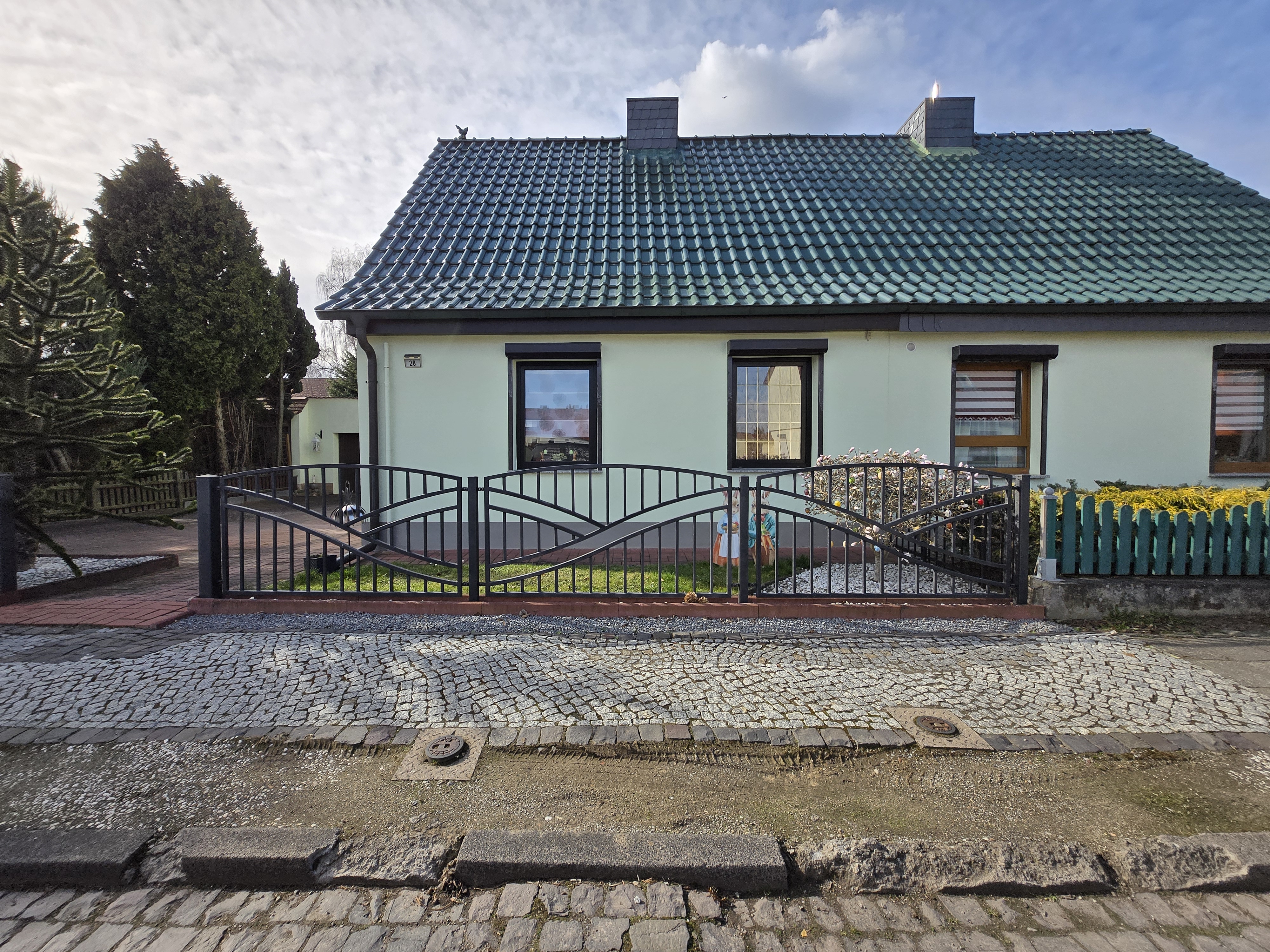 Moderne Zaunanlage 11 – Aluminium & Stahl, Modern – Maßanfertigung nach Maß