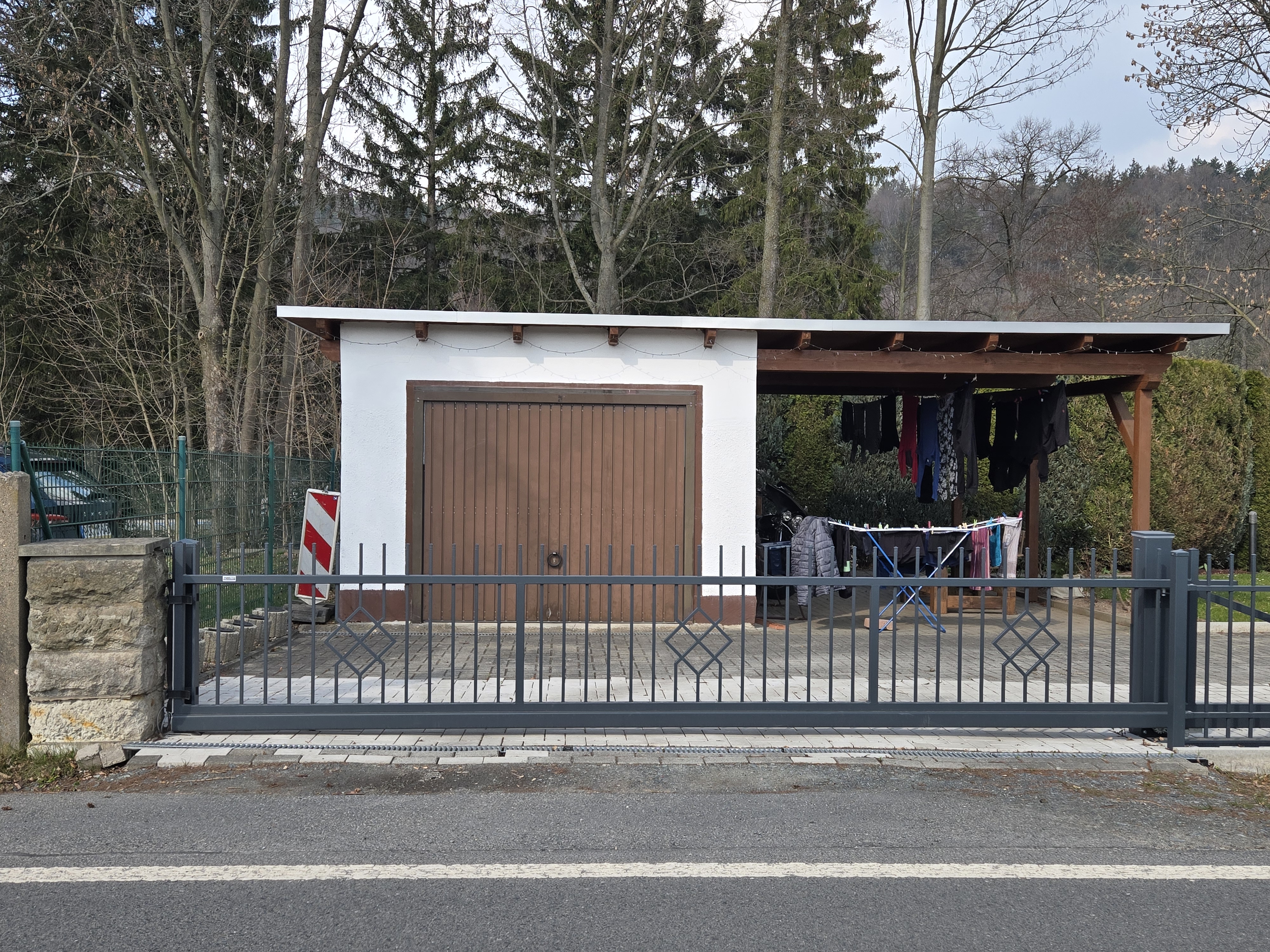 Moderne Zaunanlage 20 – Aluminium & Stahl, Modern – Maßanfertigung nach Maß