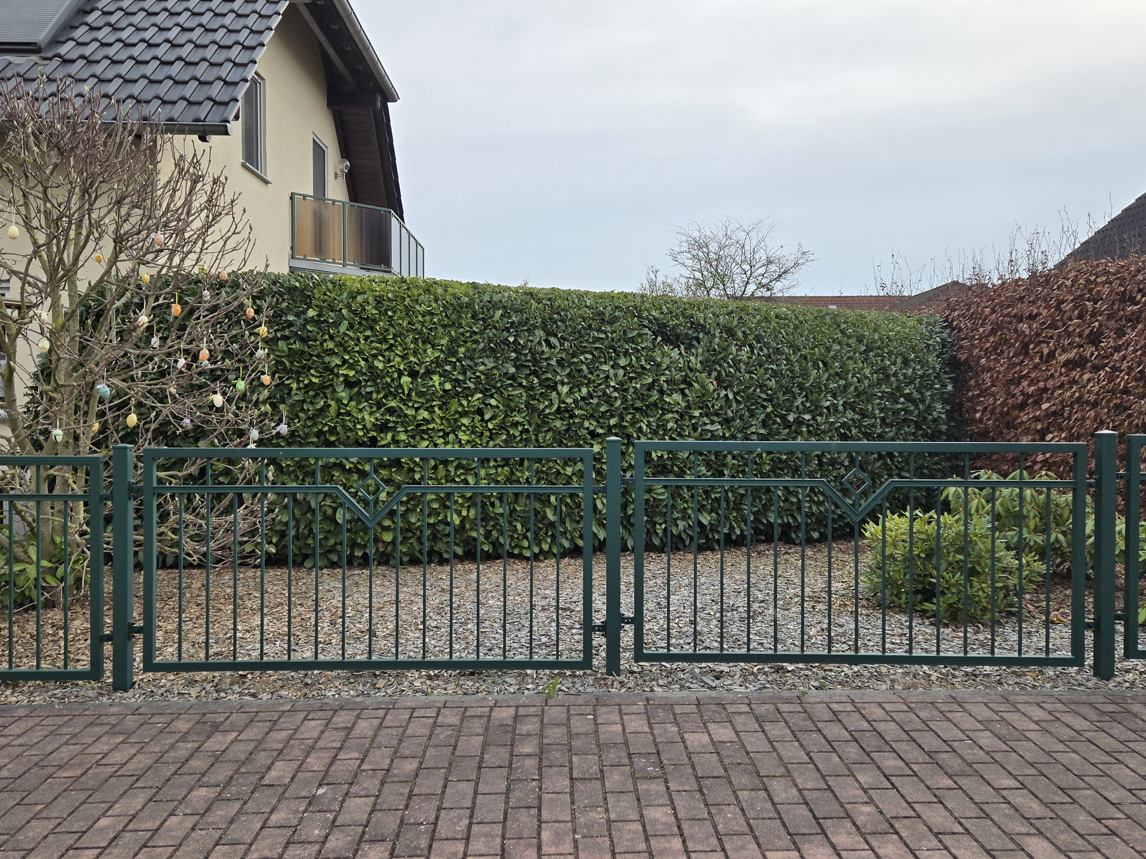 Moderne Zaunanlage 28 – Aluminium & Stahl, Modern – Maßanfertigung nach Maß