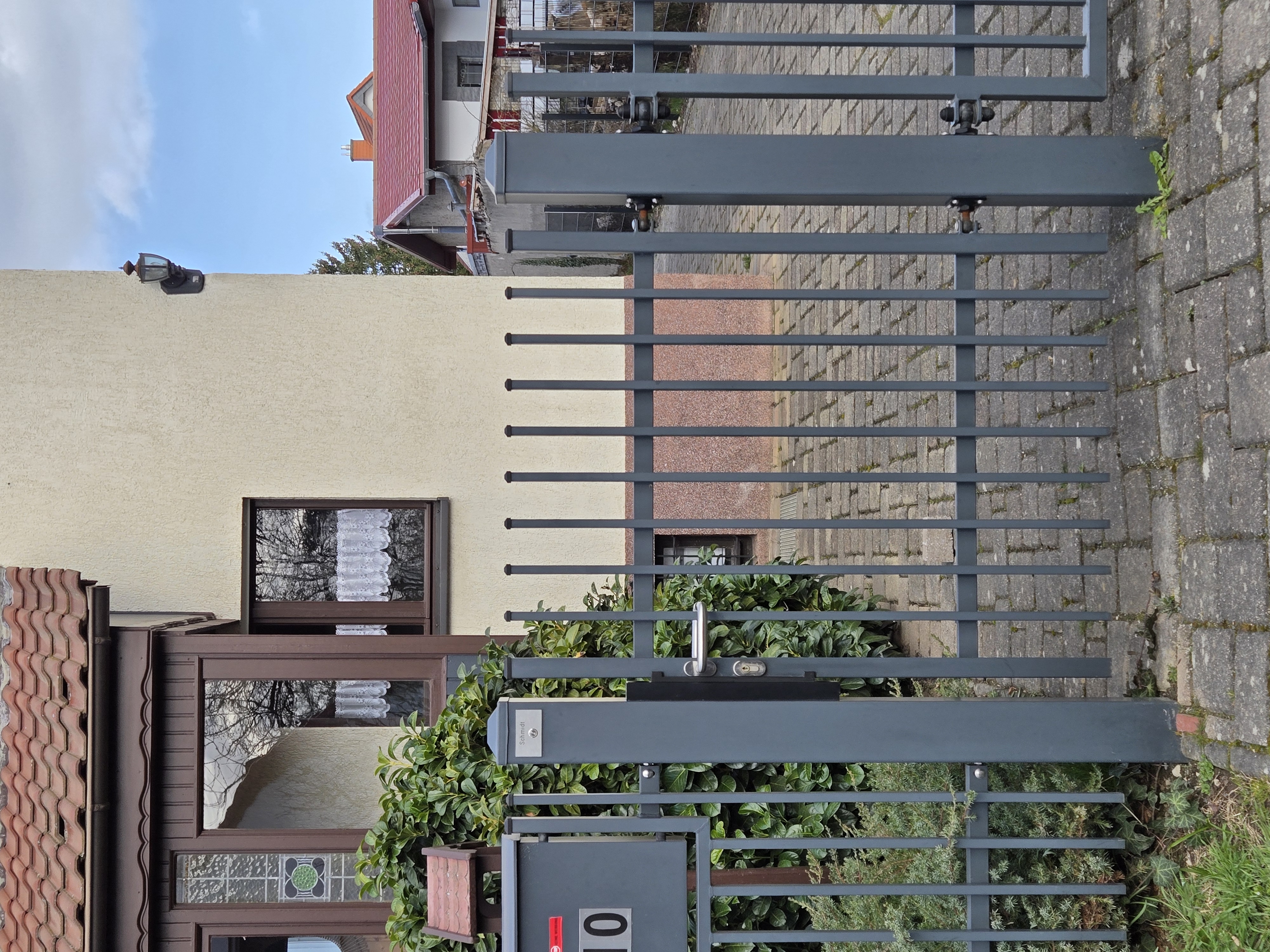 Moderne Zaunanlage 65 – Aluminium & Stahl, Modern – Maßanfertigung nach Maß