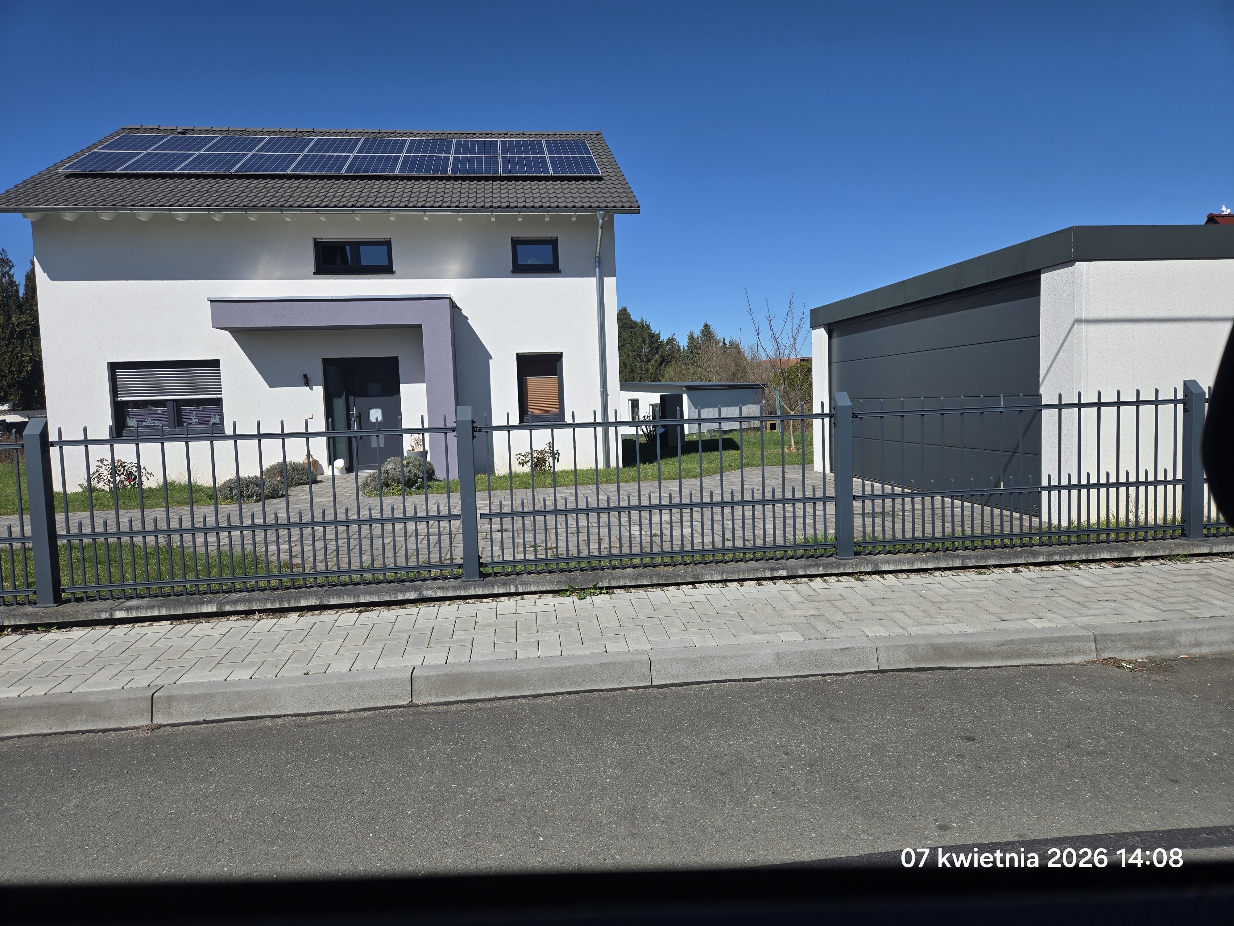 Moderne Zaunanlage 98 – Aluminium & Stahl, Modern – Maßanfertigung nach Maß