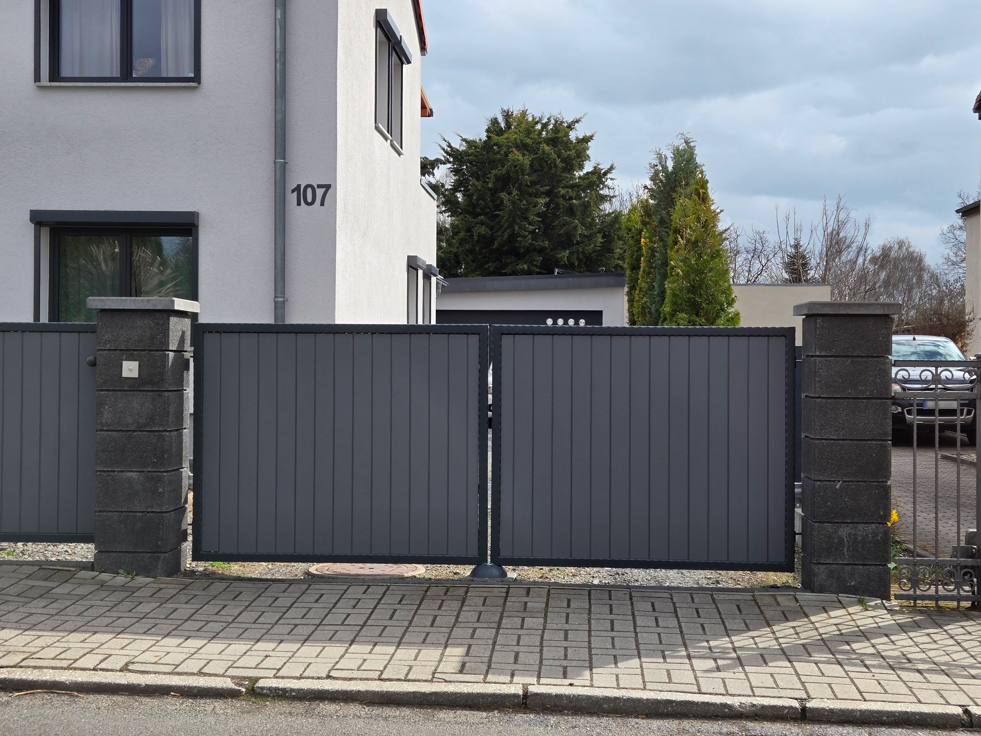 Sichtschutz-Anlage 02 – Blickdicht, Sichtschutz – Maßanfertigung nach Maß
